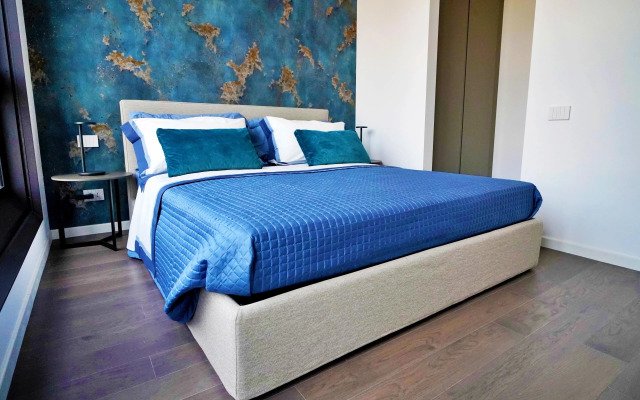 San Babila Modern Apartment