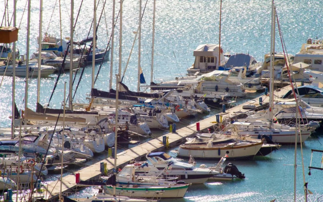 Ninina Boutique Suites