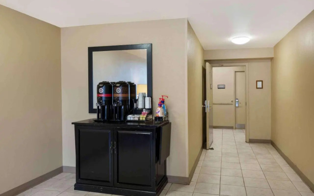 Studio Plus Akron - Copley