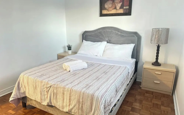 Cozy Modern 3BR With Free Parking Fast Wifi