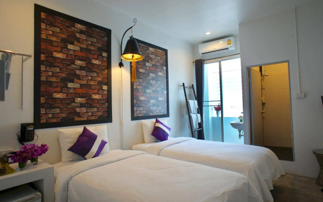 Walking Street Residence