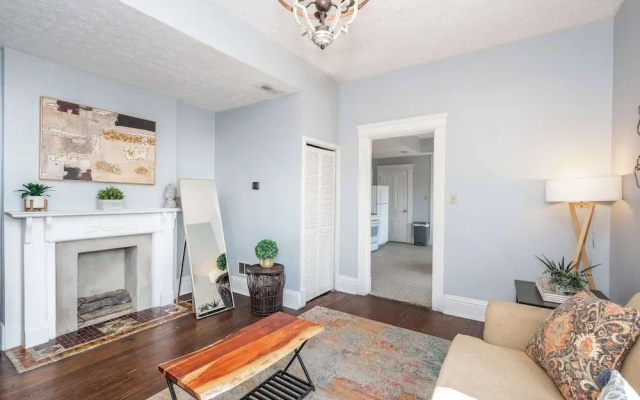Queen City Suites 2 For 4