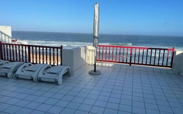 9 Skiathos - Beach front apartment - Salt Rock