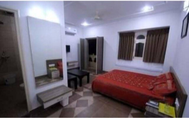 Vista Rooms at Achalwanshi Colony