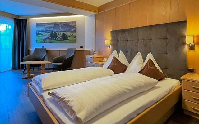 Hotel Condor