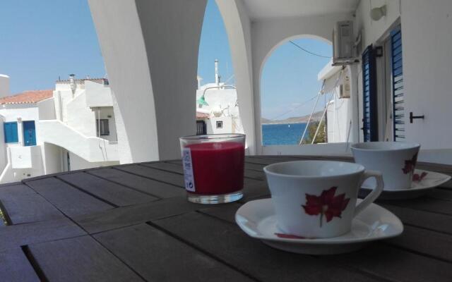 Tzamaros Studios Kythnos