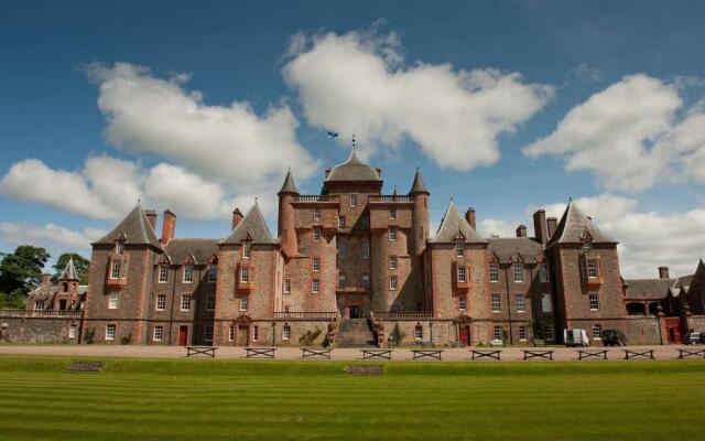 The Earl & Countess at Thirlestane Castle
