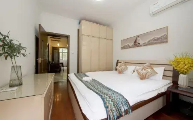 Long-term Homestay