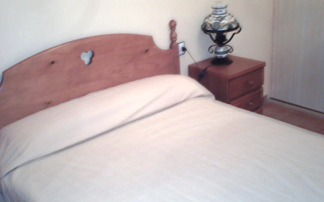 Apartamentos 3000 Escarrilla