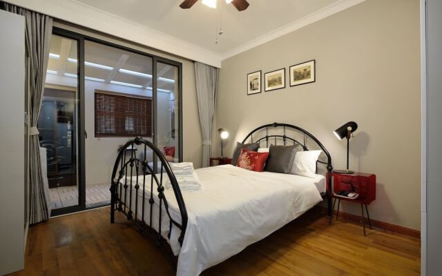 Newly Renovated 1BDR Apt Old Shanghai