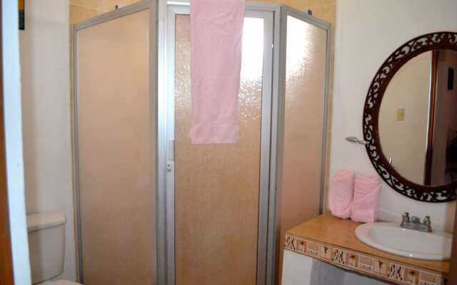 Bahia 176 3 BR by Casago