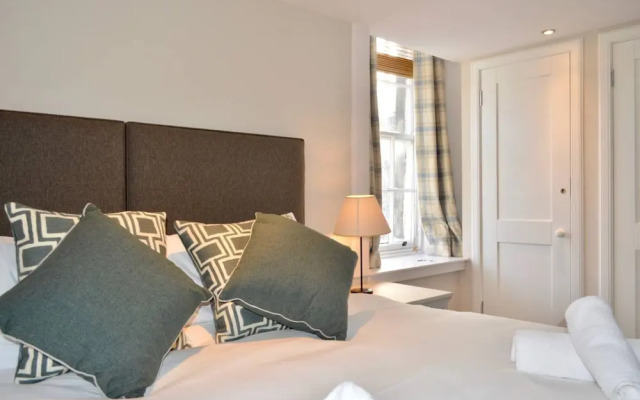 New Town Apartment Close to City Centre