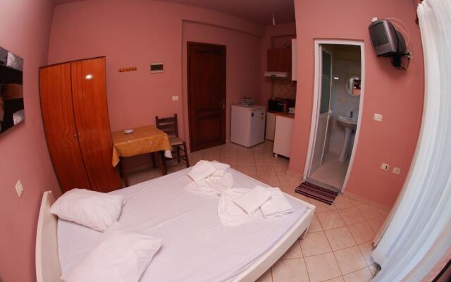 Tiku's Apartments