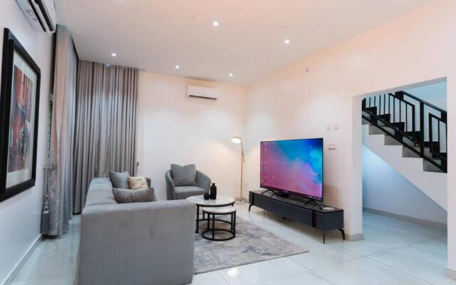 Palm Spring Luxury Apartment