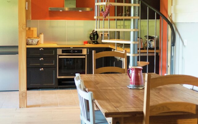 Cozy Holiday Home in Saint-privat-d'allier Near River