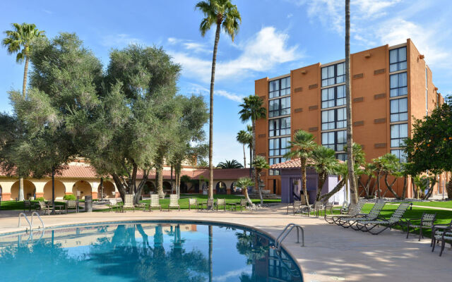 Radisson Hotel Tucson Airport