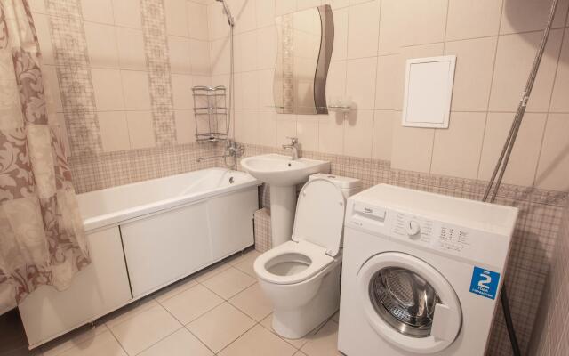 City124 на улице Петра Ломако 2