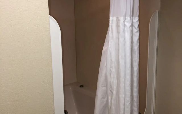 Comfort Suites University - Research Park