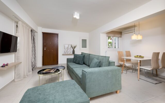 Mystique One Bedroom Apartment by BluPine