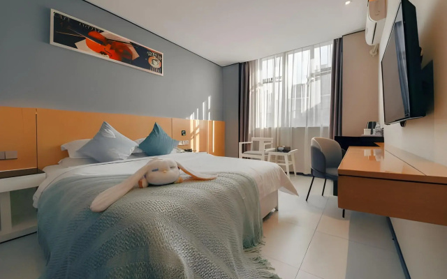 Shangyuan Hotel Chain (Guangzhou Thirteen Factories Yide Road Metro Station)