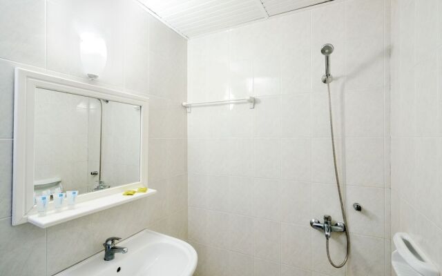 Marika Studios & Apartments