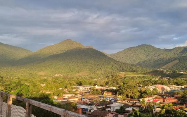 Suite Ilhabela - com varanda e vista panorâmica