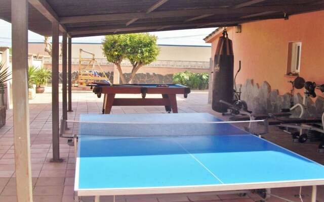 Premium Holiday Home in El Vendrell with Swimming Pool