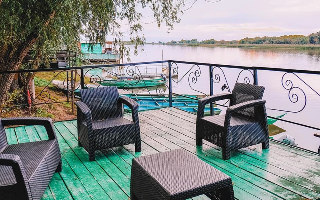 Замок (Астраханская обл)