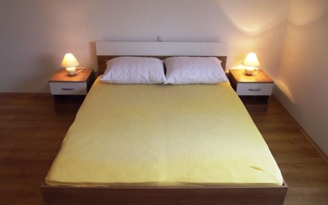 Classic Attic Apartment