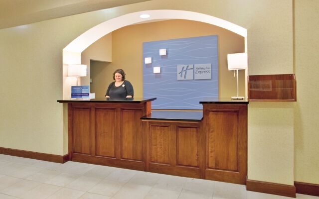 Holiday Inn Express Boonville by IHG