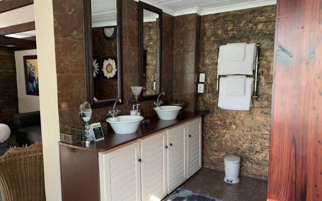 Ama Zulu Guesthouse and Safaris