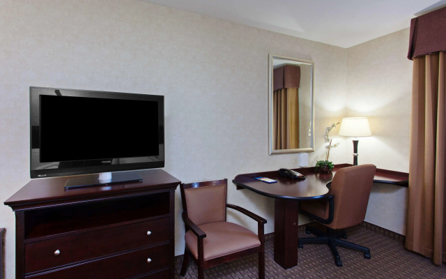 Hampton Inn & Suites Oakland Airport-Alameda