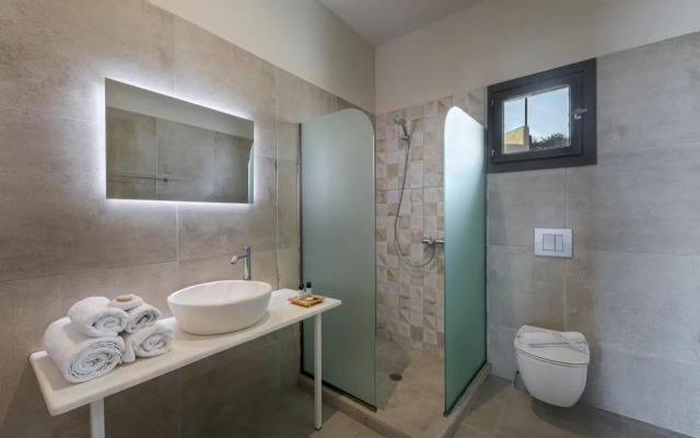 Pearl Inn 4* Hotel