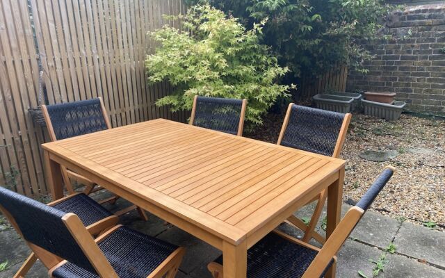 Inviting 3-dbl Bedrooms House in Ramsgate