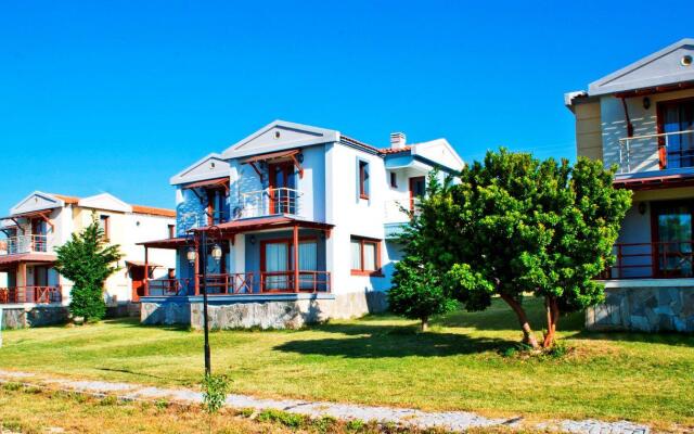 Çeşme Inn Garden Resort
