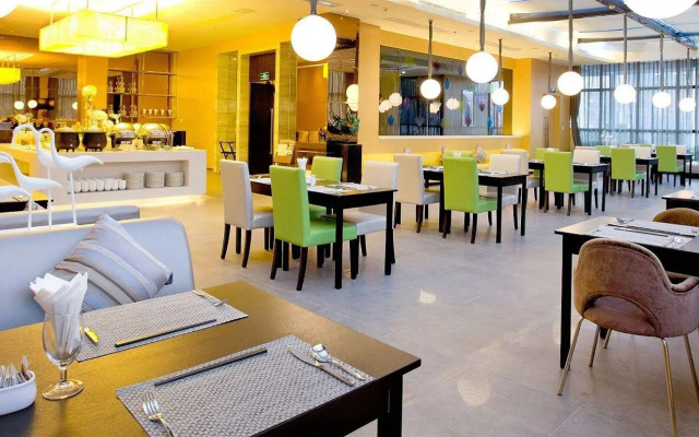 Xiamen Yuzhou Camelon Hotel