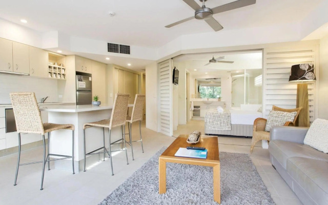 The French Quarter 205 Halse Lane 1