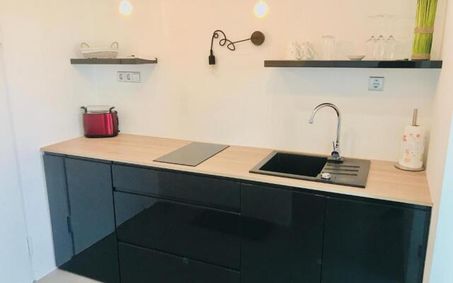 Modern studio in the heart of the city