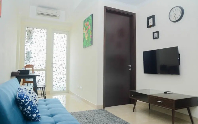 Modern and Functional 2BR Menteng Park Apartment By Travelio