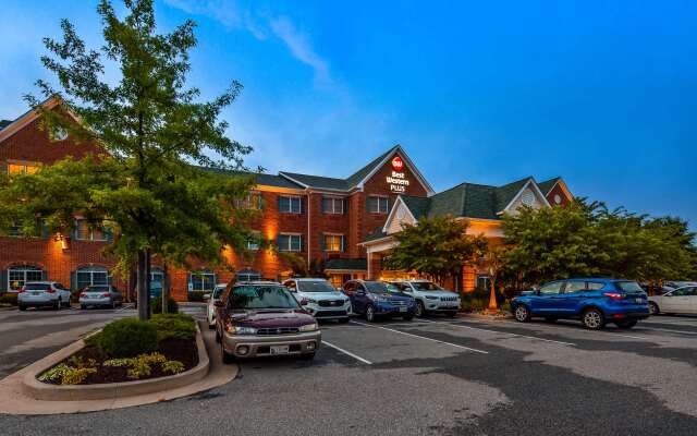 Best Western Plus Easton Inn & Suites