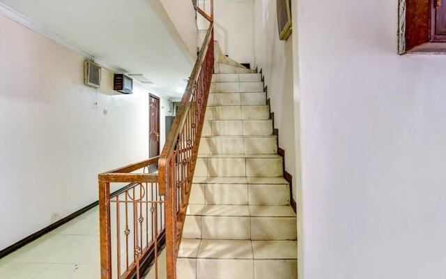 OYO Flagship 90899 Comfitel Siwalankerto