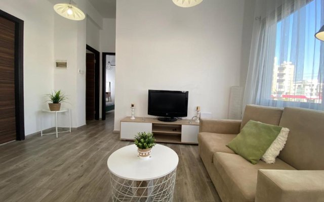 Modern Apartment Valentino GL144