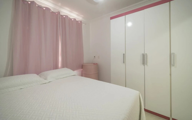 896 - Cobertura com piscina e vista mar