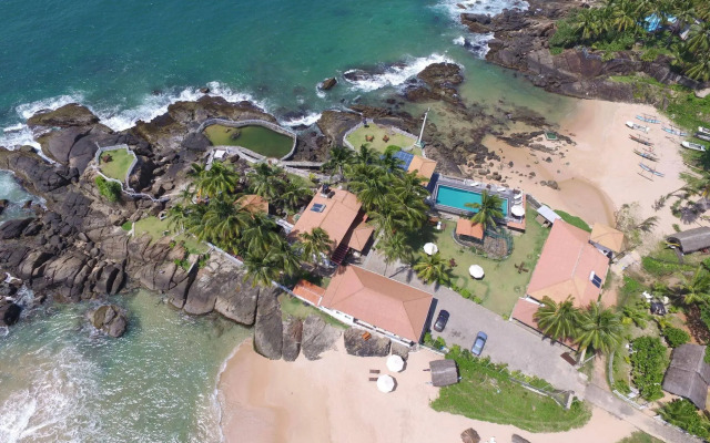 White Villa Resort Aungalla