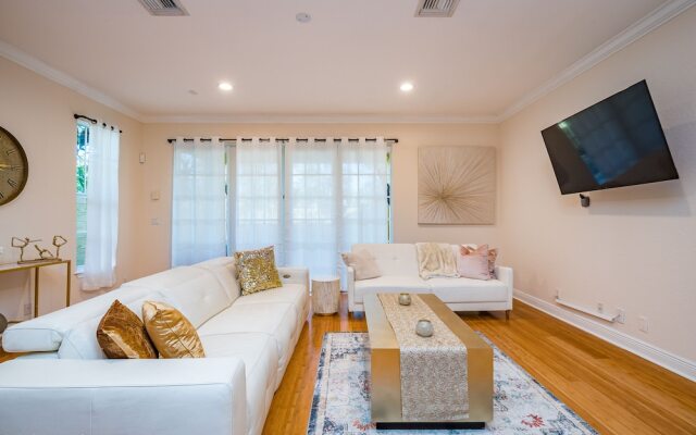 Las Olas Maison de Ville Near Fort Lauderdale Beach