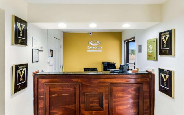 Econo Lodge Glade Springs I-81