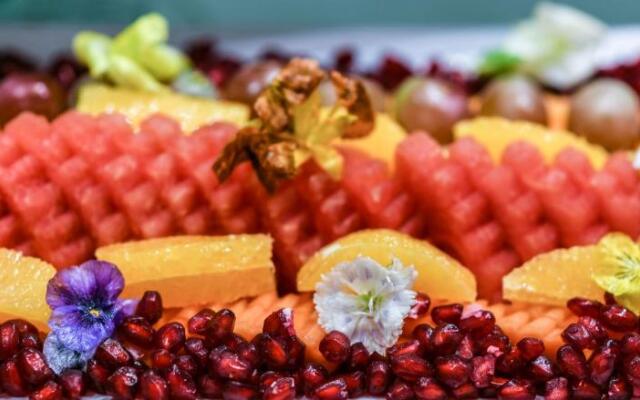 The Regenza by Tunga