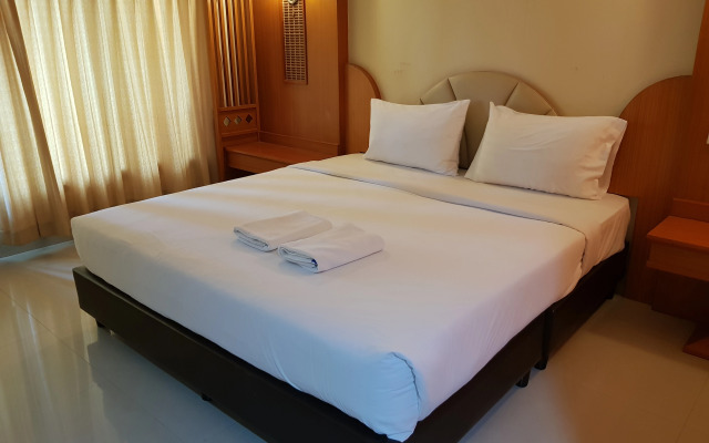 PoonSook Resident Hotel