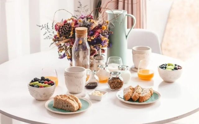Bayview Apartments BnB