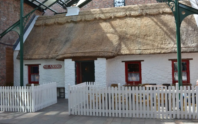 Rooms At Rue